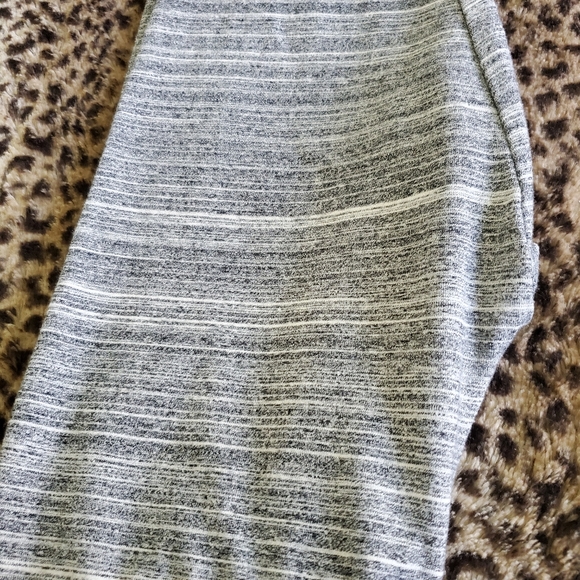 COPY - Garage leggings (XS) - Picture 3 of 3